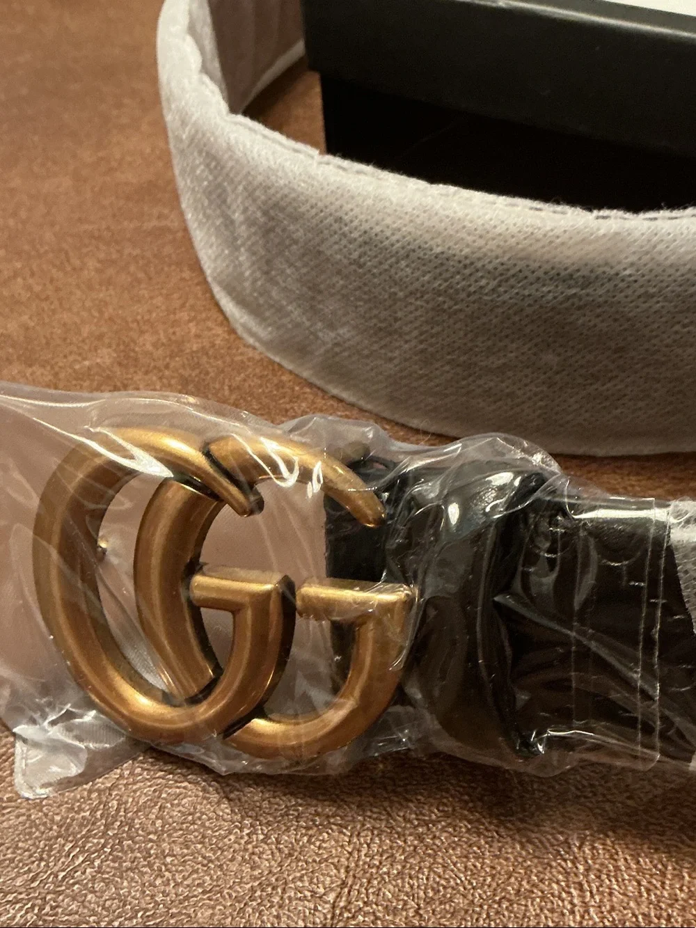 NWT Gucci Men’s Black Leather Belt Antique Gold Double G Buckle 1.5” X 46”